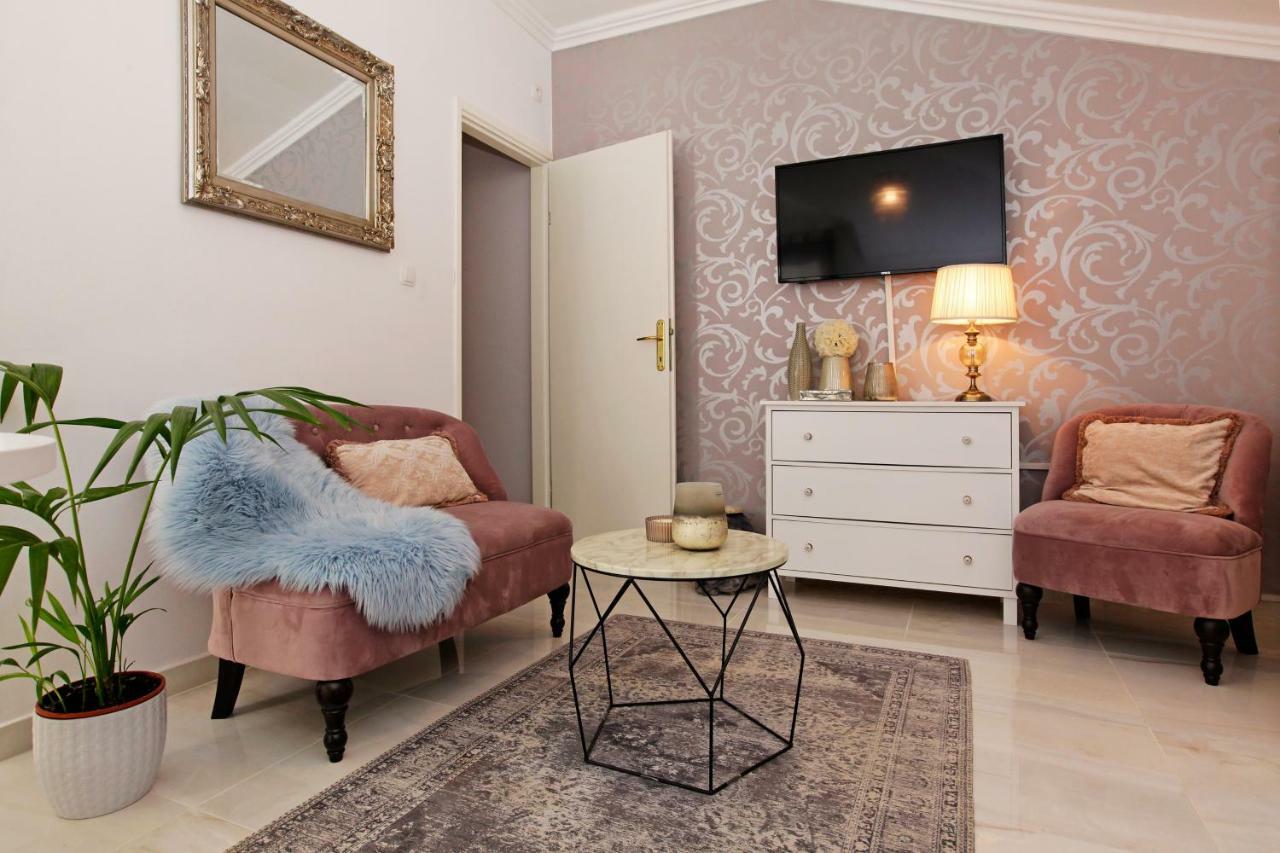 Apartment Ambroz Vela Luka Eksteriør billede