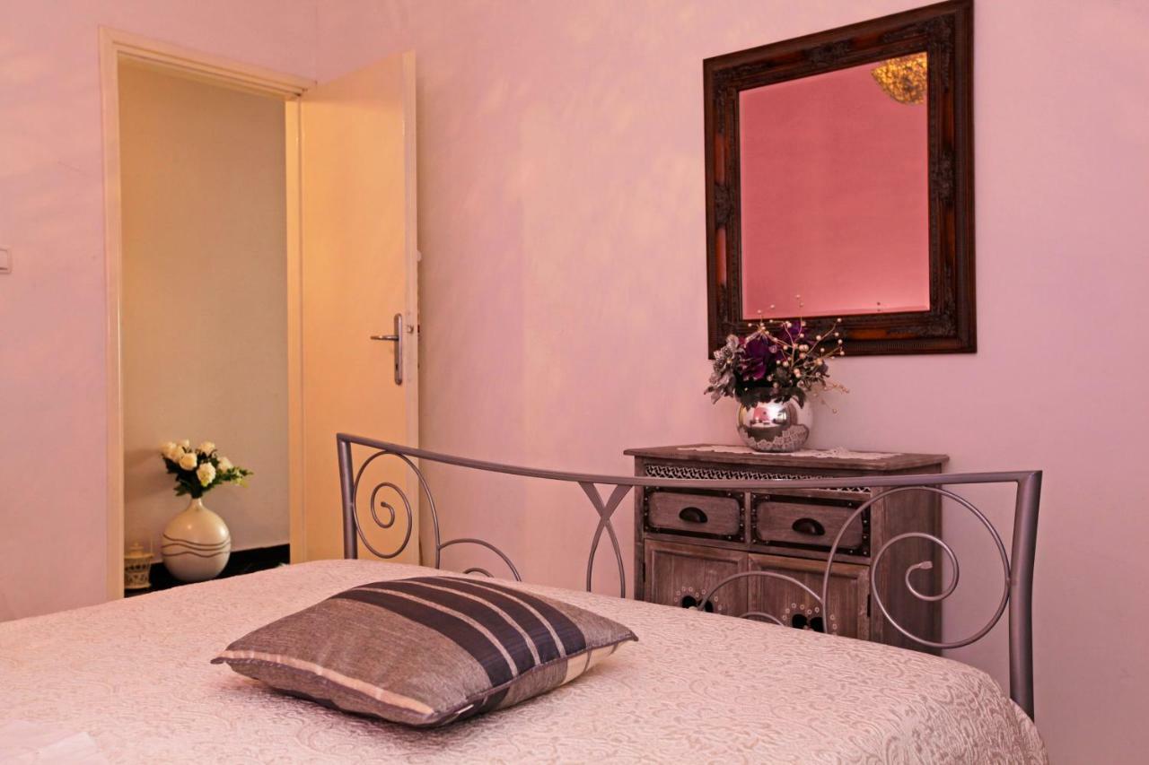 Apartment Ambroz Vela Luka Eksteriør billede