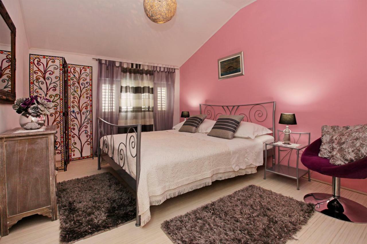 Apartment Ambroz Vela Luka Eksteriør billede