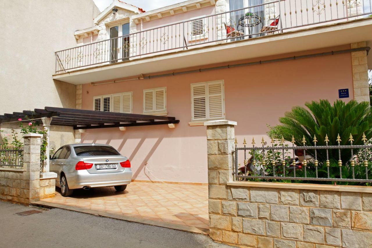 Apartment Ambroz Vela Luka Eksteriør billede