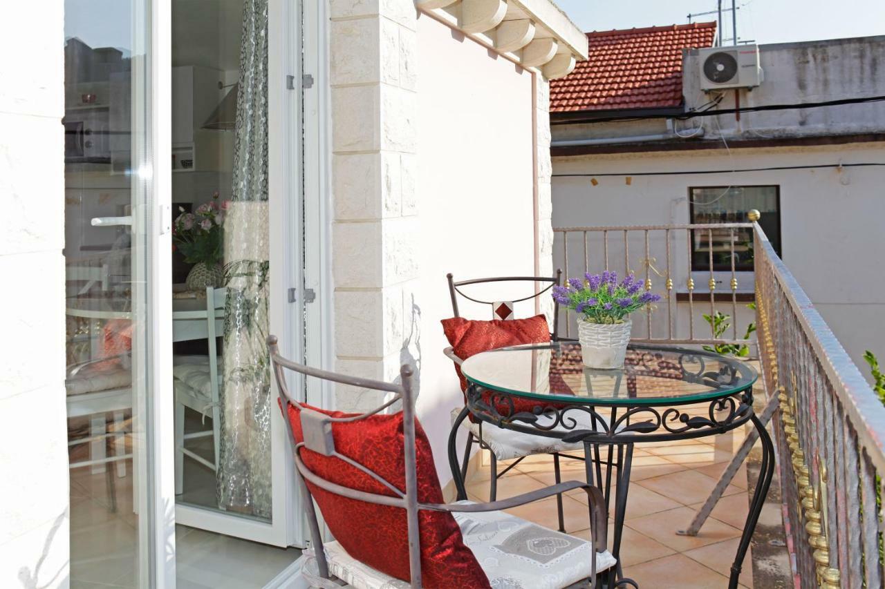 Apartment Ambroz Vela Luka Eksteriør billede